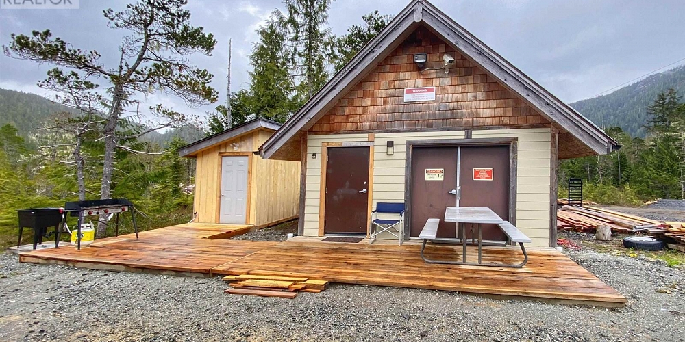 DL 972 16 HIGHWAY Port Edward Photo 10 DL 972 16 HIGHWAY Port Edward Photo 10